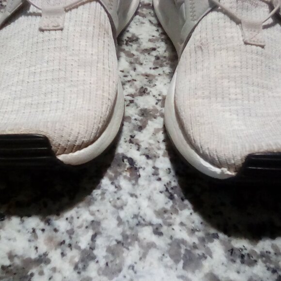 Adidas Boost - Picture 3 of 10